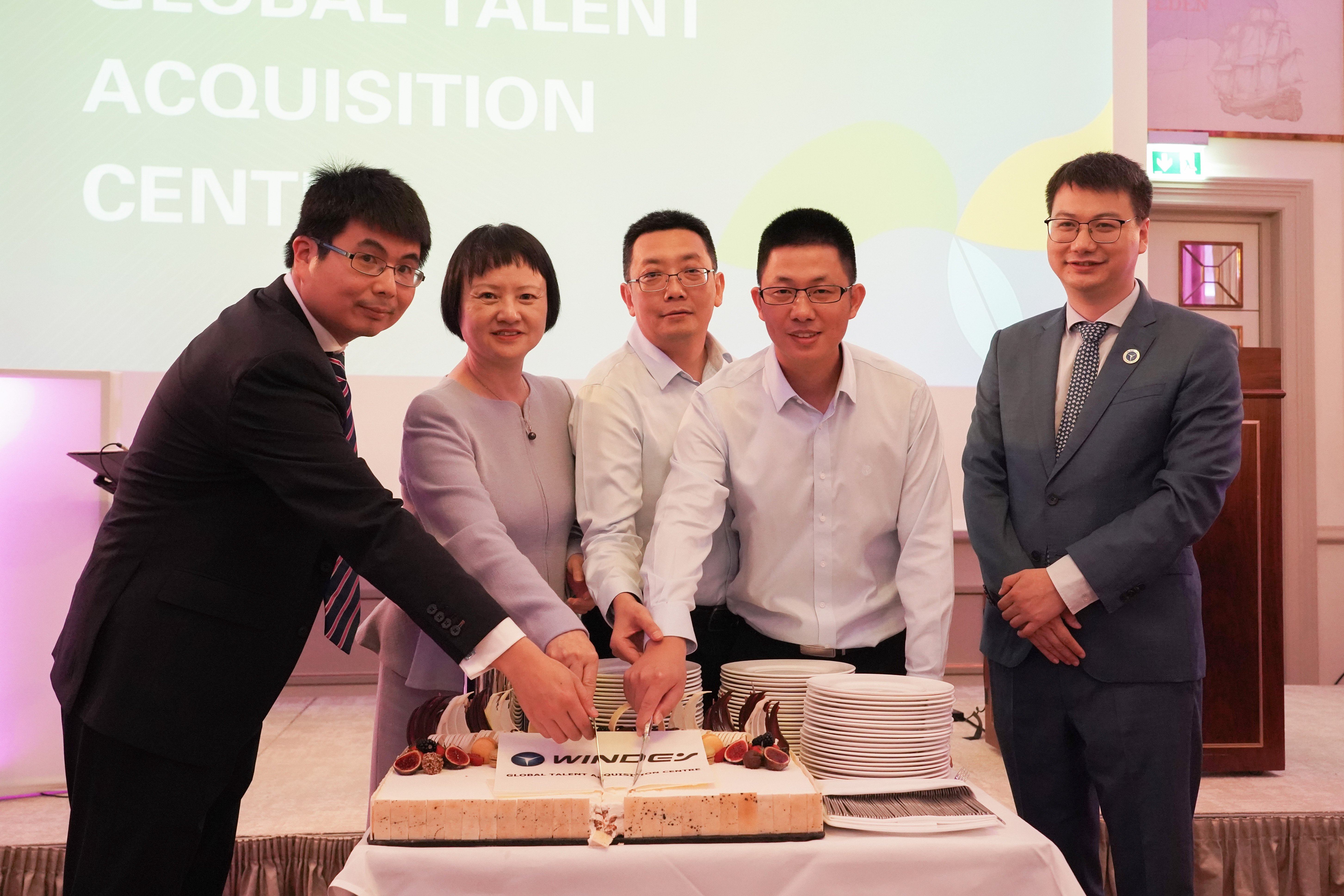 PG电子·仿照器(试玩游戏)官方网站